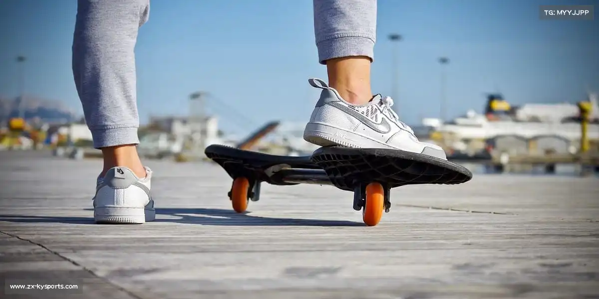 开云体育在线——⛷️单板滑雪,雪上冲浪!